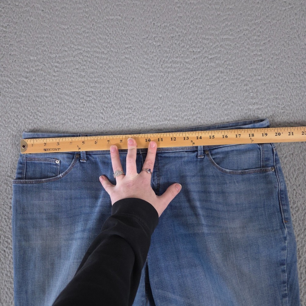 Chicos Jeans Womens 3R Blue So Slimming Girlfriend Crop Medium Wash Denim US 14R - Picture 5 of 12